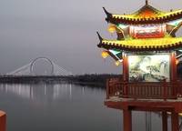 金輝濱河云著