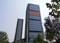 美僑世紀廣場