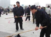 升龍?zhí)靺R廣場(chǎng)